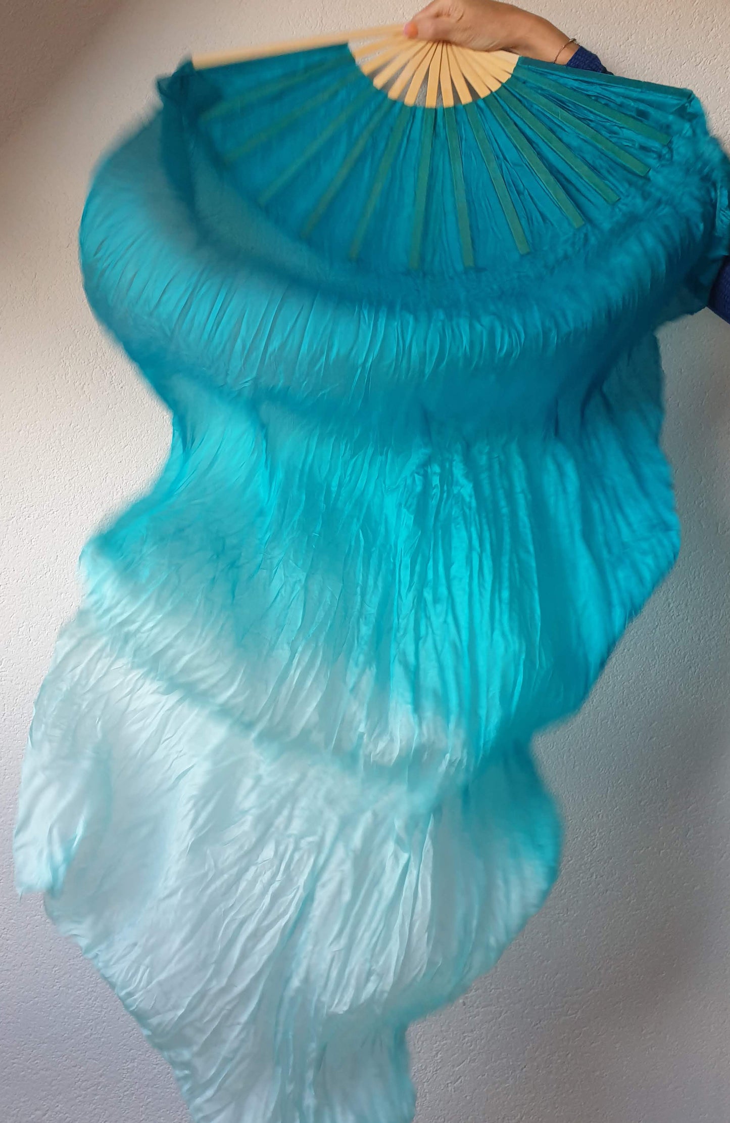 Seidenschleierfächer in Blaugrün 150cm