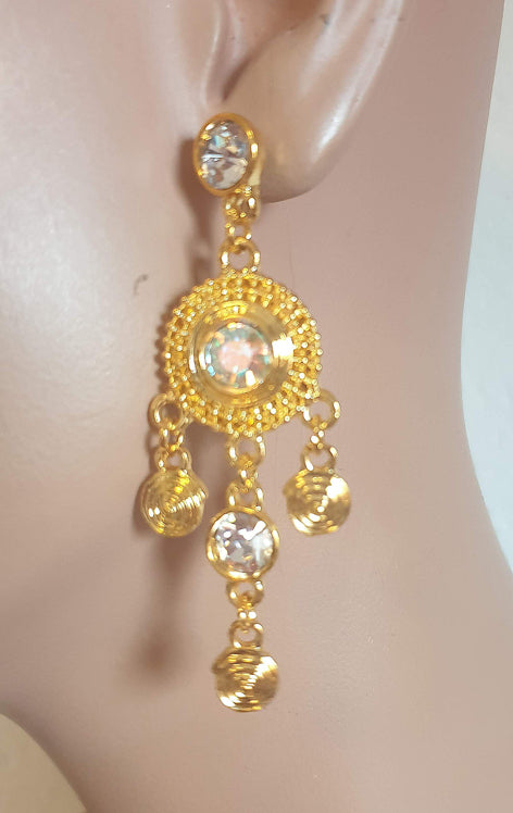 Wunderschöne goldfarbene Ohrringe, Ohrstecker.